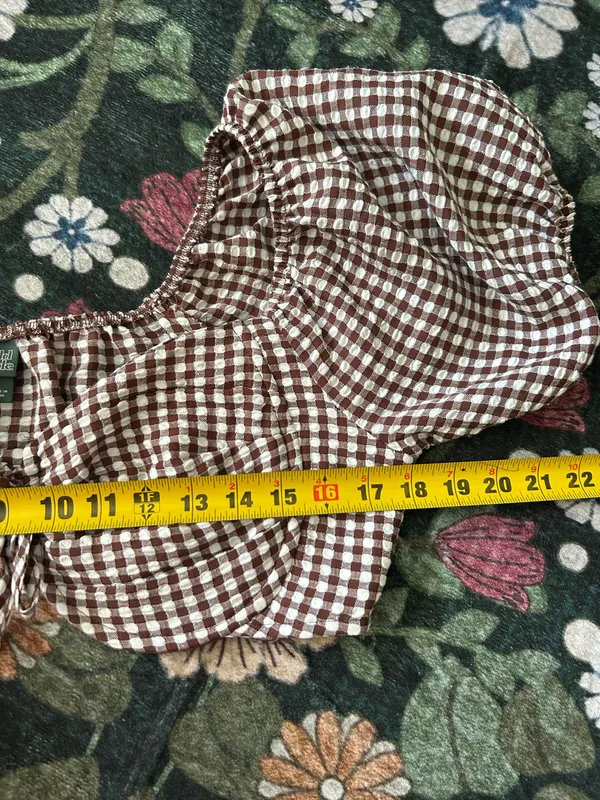 Wild Fable Gingham crop top (L) - Image 7