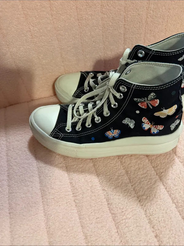 Converse CTAS Move Hi Butterfly Wings Women's Platform Sneakers Size 9 - Image 4