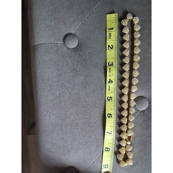 Unbranded Women's Gold and White Jewellery - Image 6