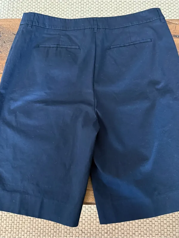Jones New York Navy Blue Bermuda Chino Shorts 10" Inseam Size 14 - Image 3