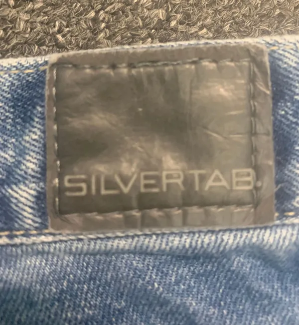 Vintage silver tab Levi's - Image 3