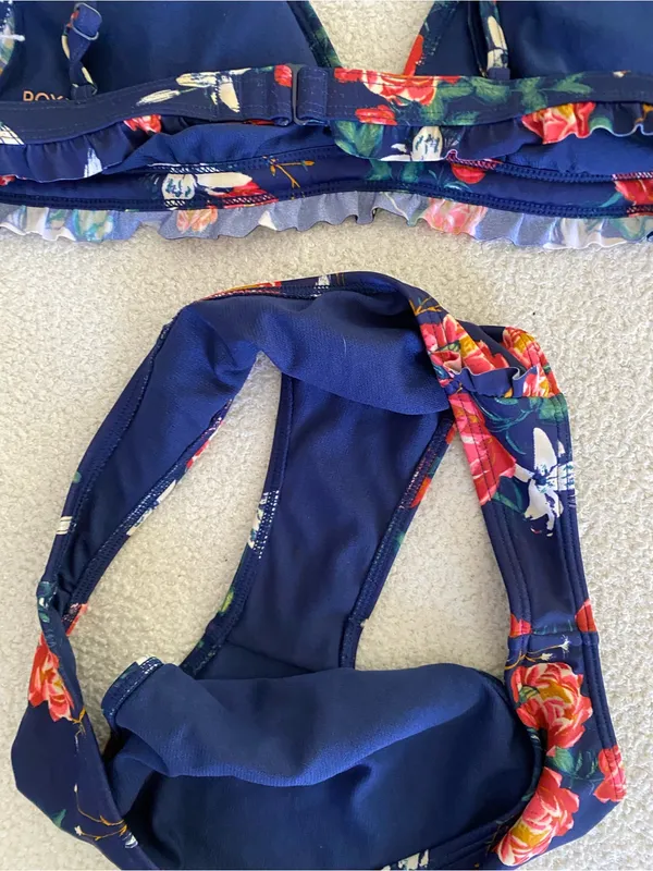 Roxy Navy Floral beach Bikini with Pink and Yellow Accents - Image 8