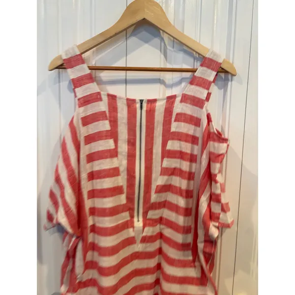 Soft Surroundings Red And White Stripe Cold‎ Shoulder Tunic/Dress Size Medium - Image 5
