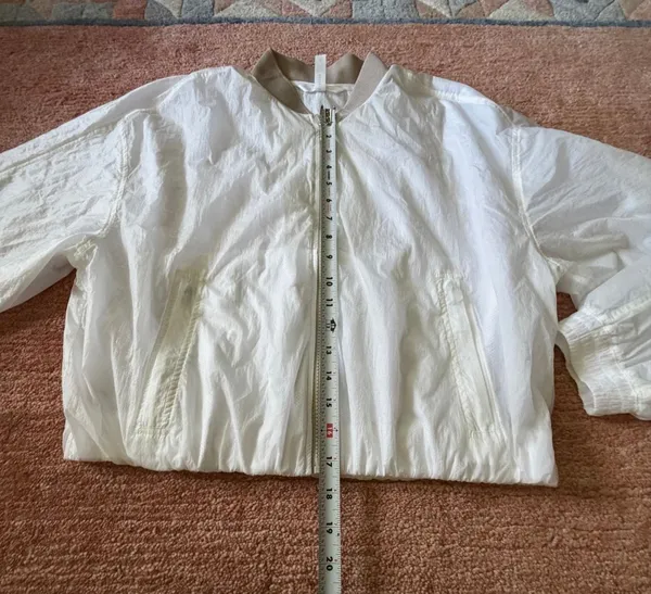Athleta White Lightweight Cropped Bomber Jacket Full Zip Women’s M - Image 4