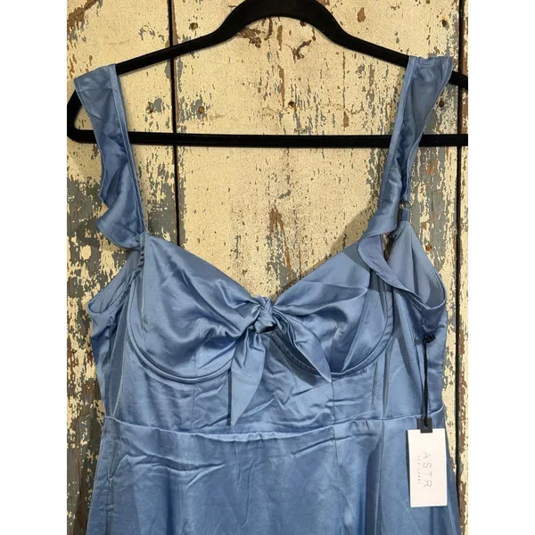 NWT ASTR The Label SKY BLUE Satin MARLA Flutter Sleeve BUST TIE Mini DRESS L - Image 4