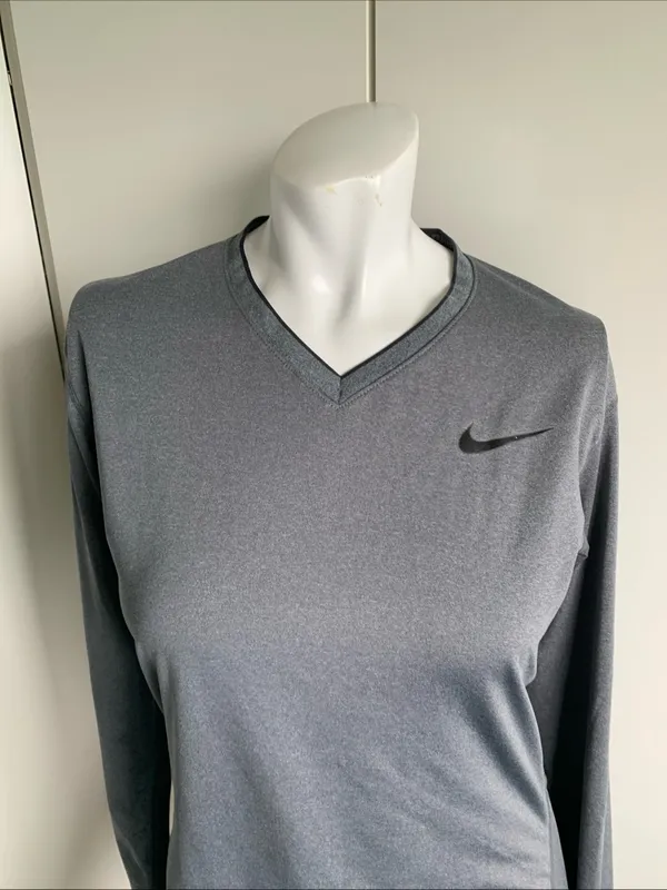 Nike Pro size Large fitted long sleeve gray compression shirt - Image 6