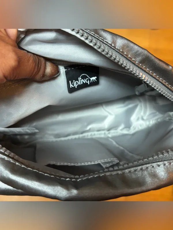 Kipling Silver Gray Stelma Preppy Travel Vacation Outdoor Crossbody Bag Medium - Image 5