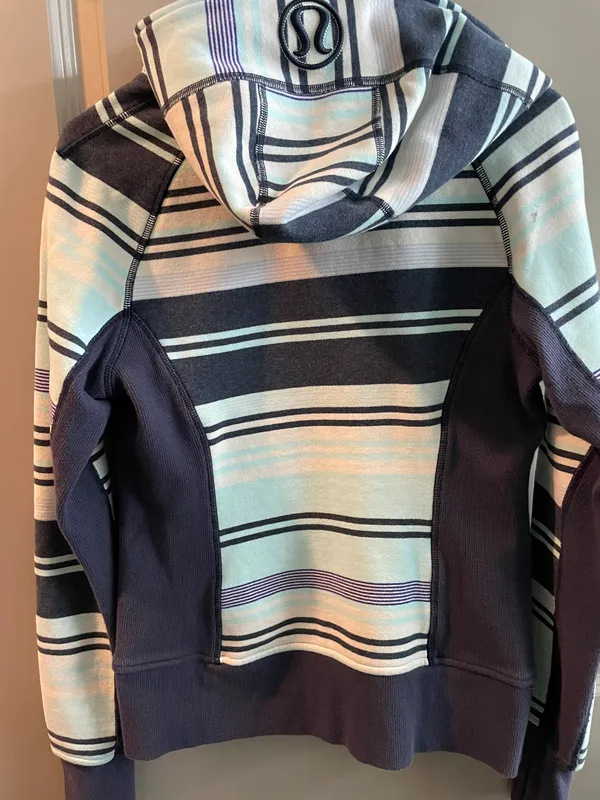Lululemon Scuba Jacket - Image 3