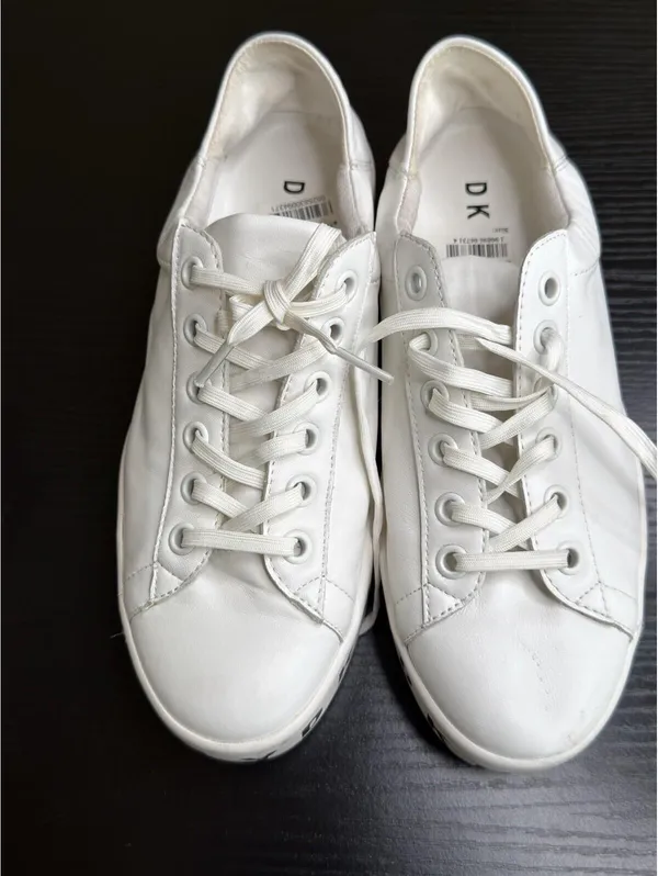 Size 8M DKNY Banson Lace - Platform White Color Women’s - Image 3