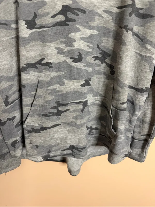 Grayson Threads Gray Camo Hooded Lounge Top - Image 3