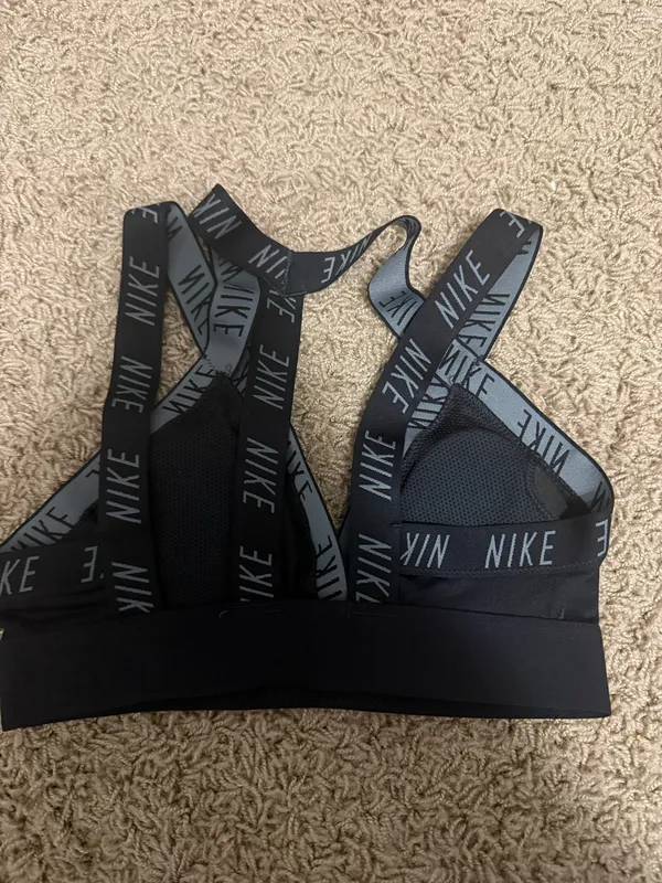 Nike bra - Image 2