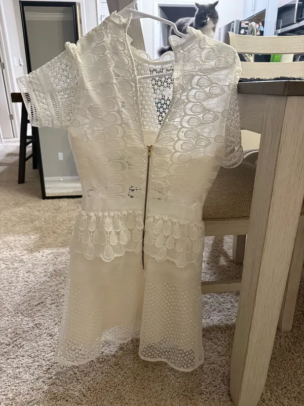 Self Portrait Sculptured Tier Drop Peplum White Lace Dress - Image 4