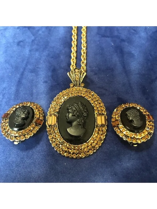 R.J. Graziano Signed Black Onyx Cameo Filigree Necklace and Earrings (Clip on) - Image 2