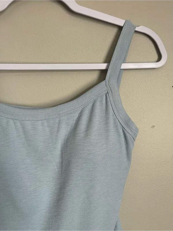 OGL Light Blue Scoop Neck Padded Bra Tank Top Sz M - Image 2