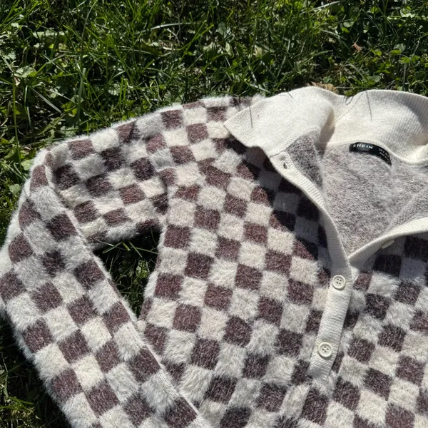 Checkered Soft Sweater - Image 2