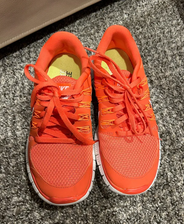 Nike Running Shoes - Image 2