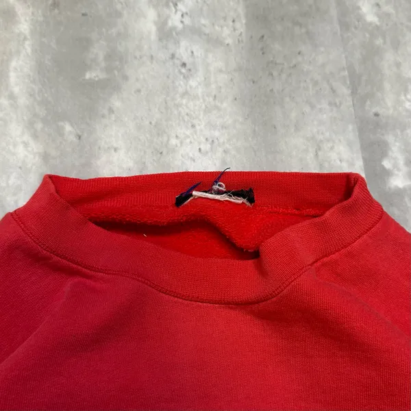 Vintage Red and White Sun Faded Ohio State Buckeyes Embroidered Crewneck Sweatshirt - Image 4