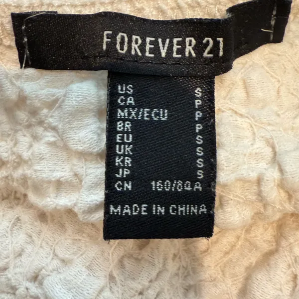 Forever 21 Cream Peplum Crop Top Puff Sleeves‎ Smocked Women’s Size Small - Image 3