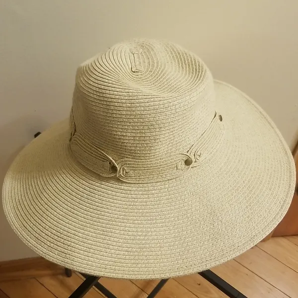 Nine West Sun Hat with decorative band - Image 2