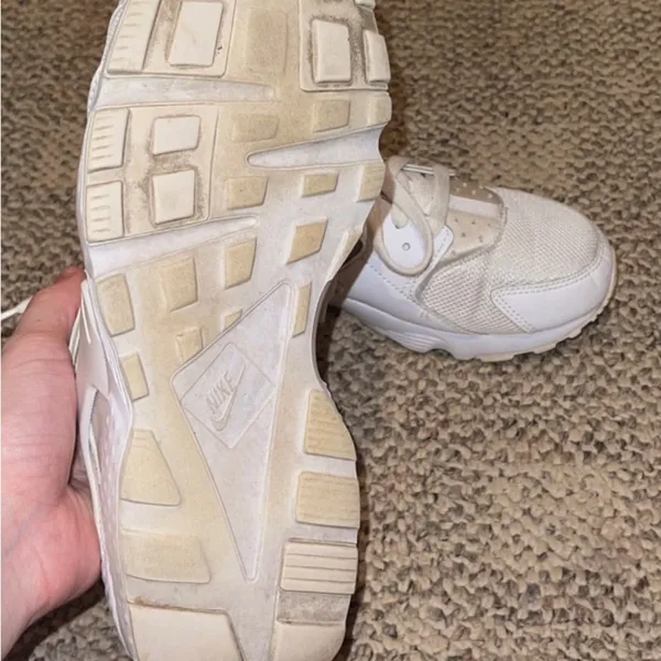 Nike Huarache’s - Image 3
