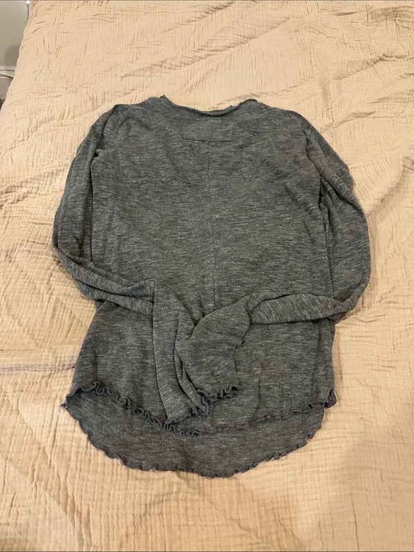 Free people longsleeve baby tee - Image 3