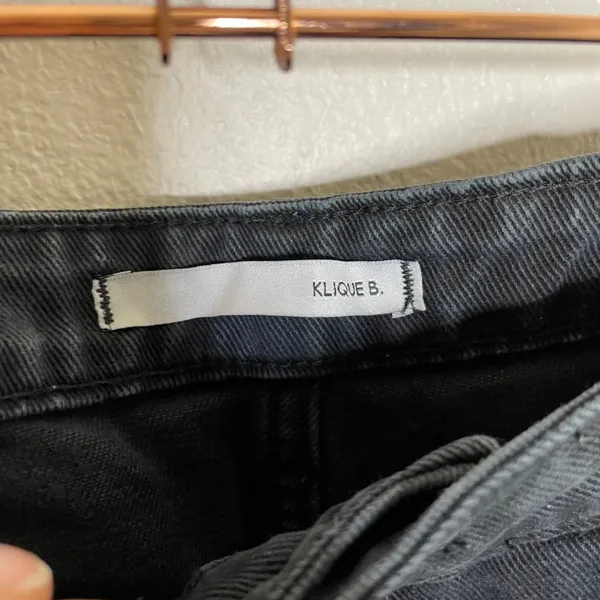 Klique B. Black High Rise Festival Jean Shorts Size 28 Distressed Destroyed - Image 4