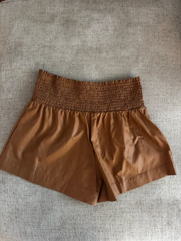 TCEC High-Waist Tan Faux Leather Shorts - Image 3