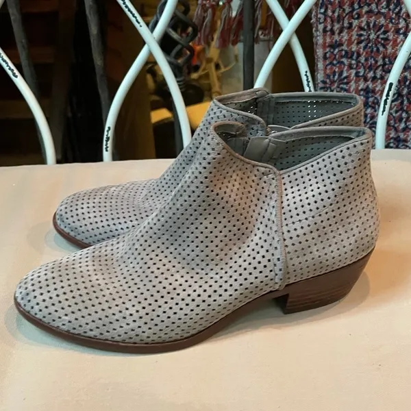 Sam Edelman‎ Perforated Bootie Taupe Size 7.5 - Image 2