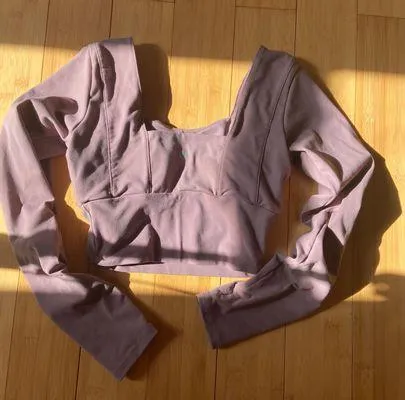 New mauve crop top long sleeve size 6 never worn - Image 5