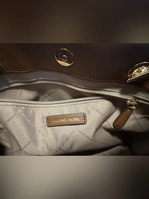 Michael Kors Teagen Large Logo Shoulder Bag Brown MK Monogram EUC purse handbag - Image 16