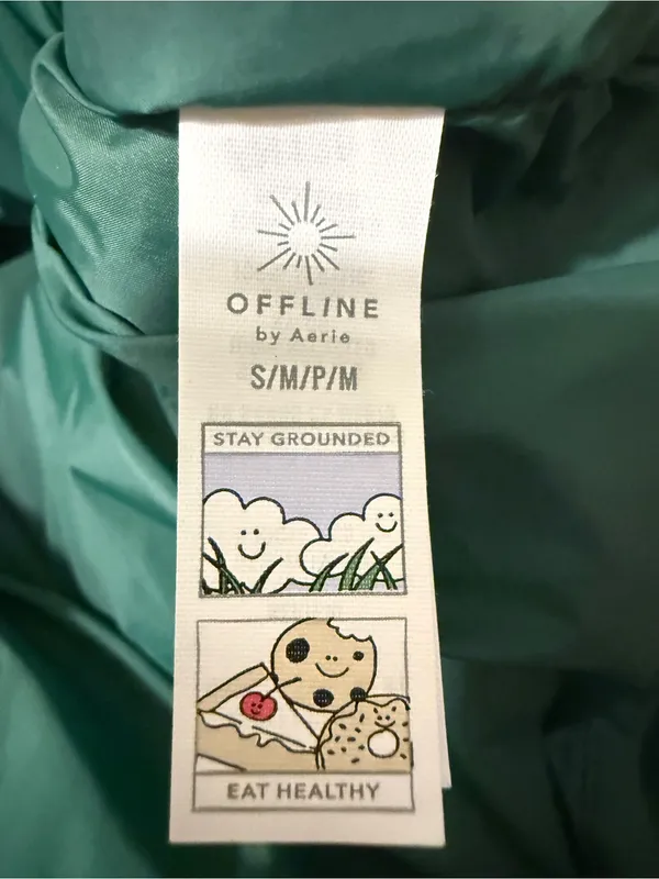 OFFLINE By Aerie Oversized Puffer
Vest Small/ Medium - Image 9
