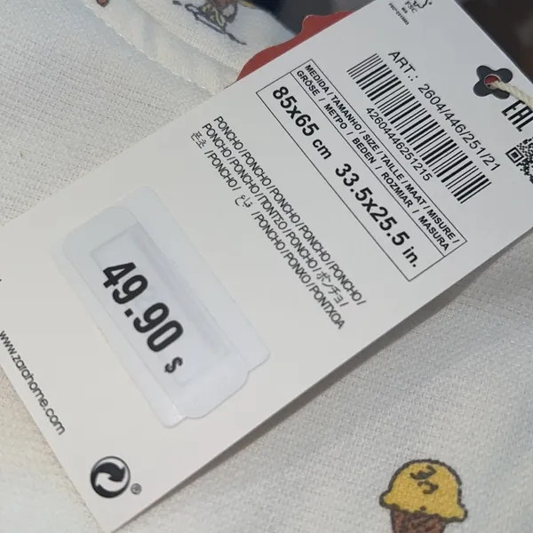 ZARA Peanuts printed‎ poncho - Image 2