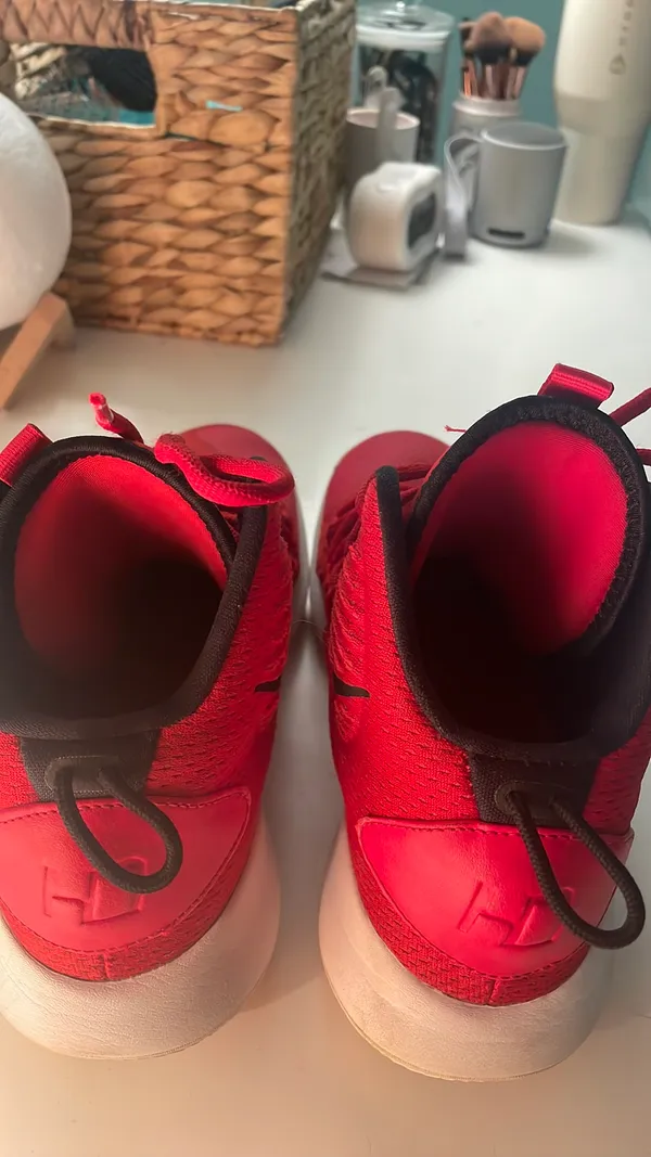 Nike Hyperdunk X  - Image 8