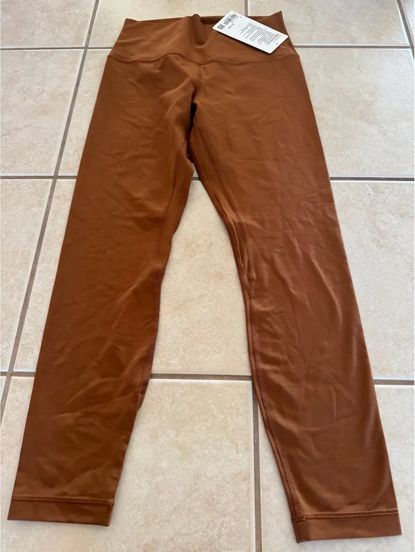 Lululemon Align High Rise 25” Cooper Brown Size 8 NWT - Image 3