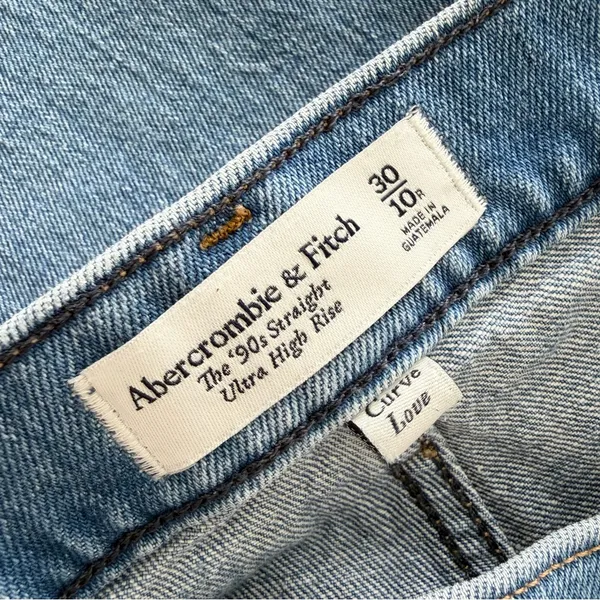 Abercrombie & Fitch The 90s Straight Ultra High Rise Criss Cross Jeans Size 30 - Image 10