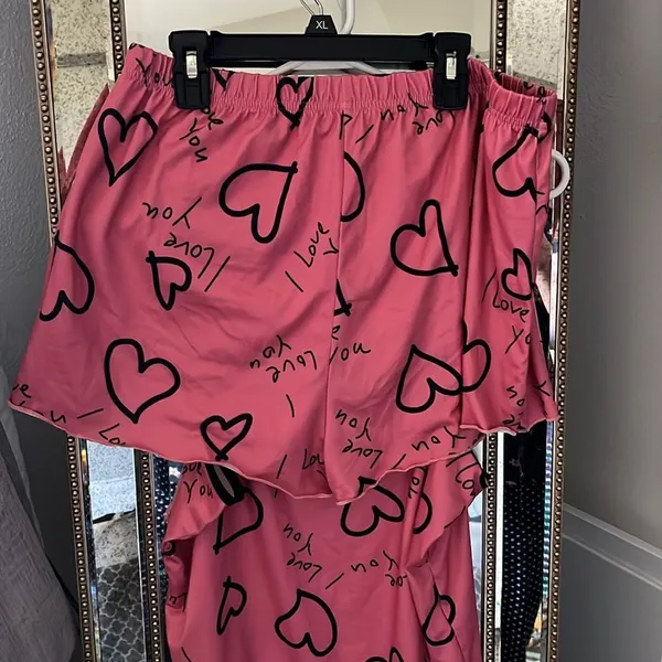 Women's Heart Print Pajama Set, tank Top & Shorts Sleepwear & Loungewear size xl - Image 3