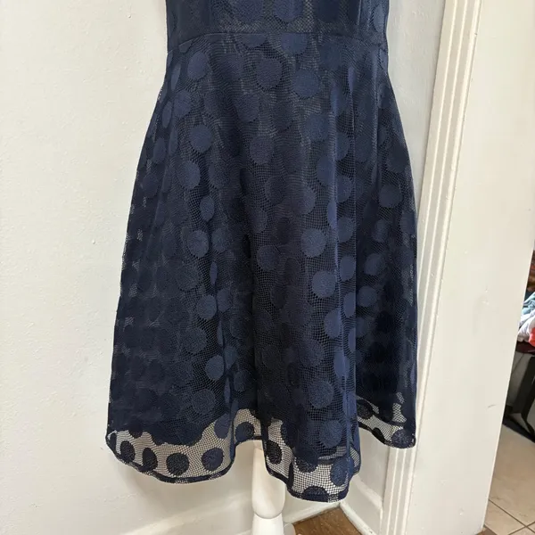 Betsey Johnson Polka Dot Mesh Lace Party Dress 10 Fit & Flare‎ Navy Textured - Image 5