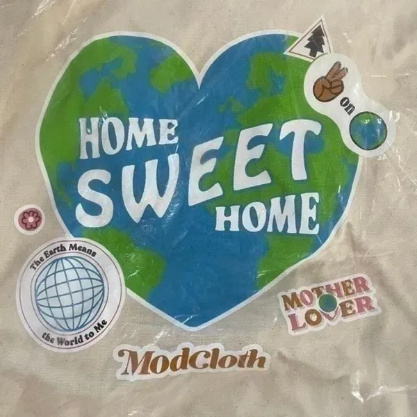 NEW ModCloth Earth Day Canvas Tote - Image 3