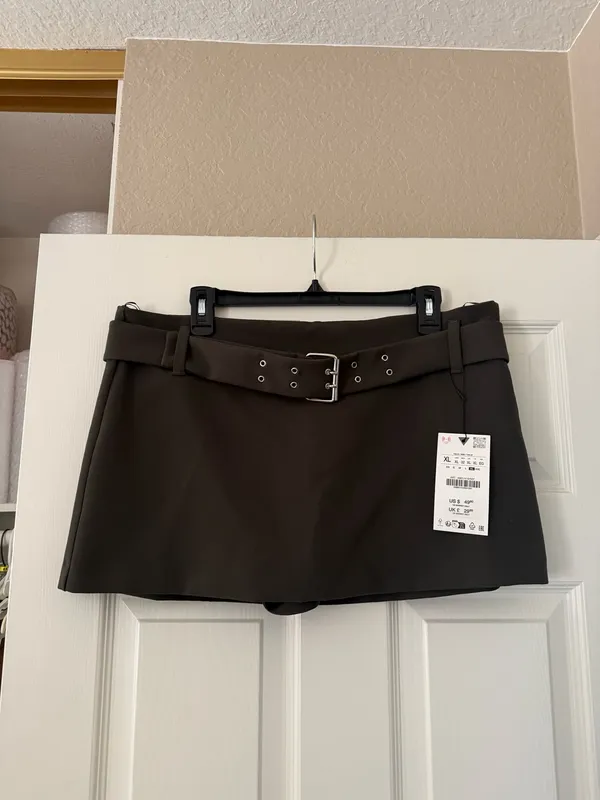 BNWT Zara Dark Khaki Belted Skirt - Image 4