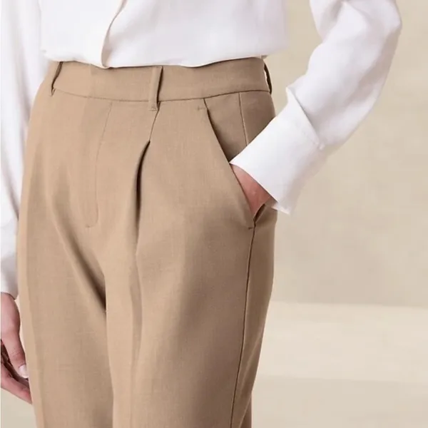 Banana Republic Tan Women's Trousers - Image 6