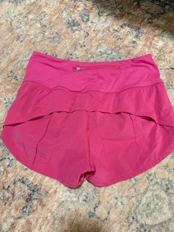 Lululemon Shorts speed ups 2.5 high rise  - Image 2