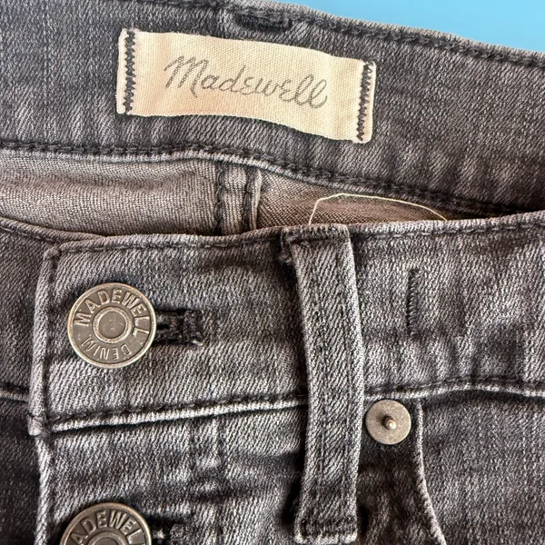 Madewell Women's Black 9" Mid-Rise Skinny Raw Hem Jeans Size 27 - Image 7