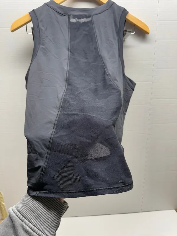 Lululemon Sculpt Tank Top - Image 4