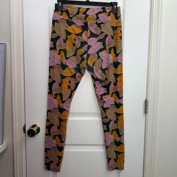 Lularoe green multicolor leaf print soft‎ lightweight stretch leggings pants XL - Image 5