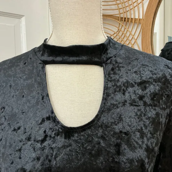 Black Velvet Choker Collar Dress M Keyhole Grunge Y2K Gothic Festival Witchy - Image 2