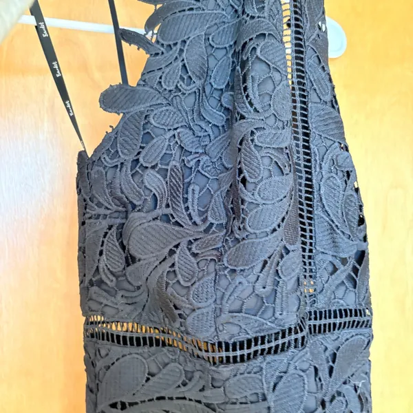 Bardot Black Lace Halter Neck Midi Dress Cutout‎ Back Elegant Formal - Image 3