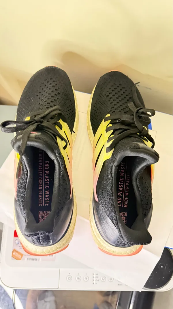 adidas UltraBoost 5.0 DNA Women Shoes Size 7.5 - Image 6