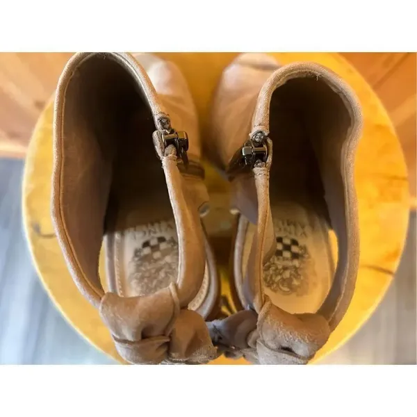 Vince Camuto Kyleena Beige Suede Tassle Block Heel Sandal Shoes Women's Size 6.5 - Image 6