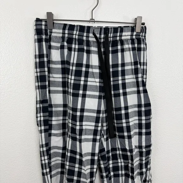 Victoria's Secret Pajamas Womens XS Black White Plaid Flannel Sleepwear Set - Image 8