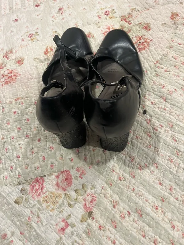 Black Women's Block Heel Mary Jane Pumps - Image 6